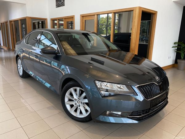 Skoda Superb Saloon, Diesel, 2019, Grey