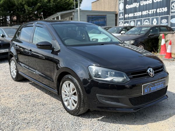 Volkswagen Polo Hatchback, Petrol, 2012, Black
