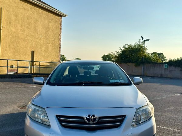 Toyota Corolla Saloon, Petrol, 2008, Silver