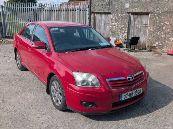 Toyota Avensis Saloon, Petrol, 2007, Red
