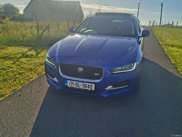 Jaguar XE Saloon, Diesel, 2017, Blue