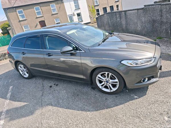 Ford Mondeo Estate, Diesel, 2017, Grey