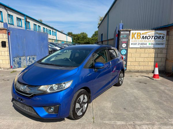Honda Fit Hatchback, Petrol Hybrid, 2014, Blue