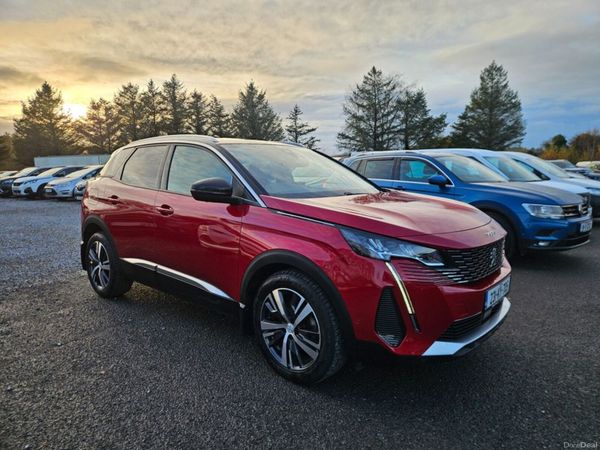 Peugeot 3008 MPV, Diesel, 2023, Red