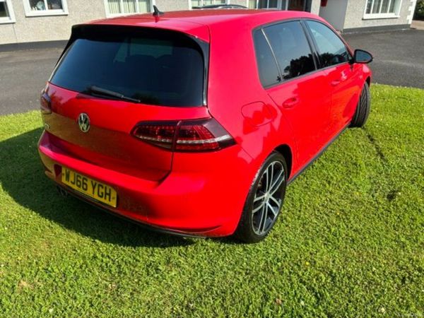 Volkswagen Golf Hatchback, Diesel, 2016, Red