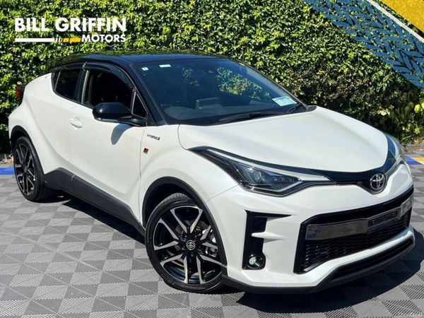 Toyota C-HR SUV, Petrol Hybrid, 2020, White