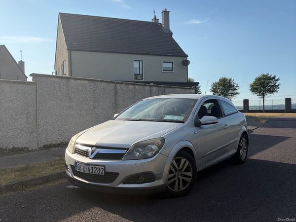 Vauxhall Astra Hatchback, Petrol, 2008, Silver
