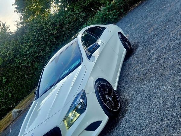 Mercedes-Benz CLA Saloon, Diesel, 2015, White