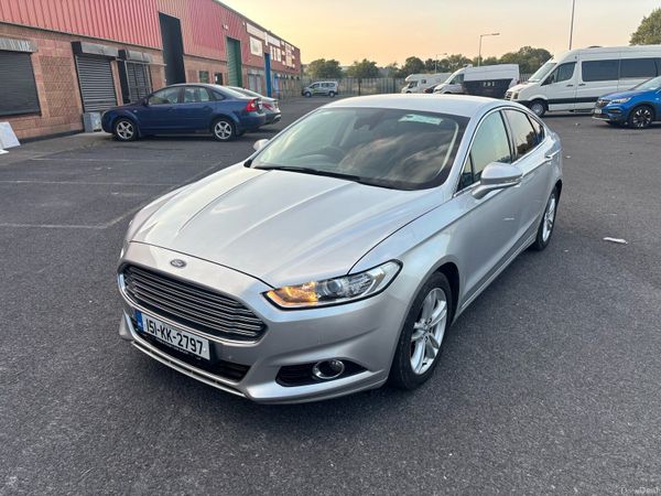 Ford Mondeo Hatchback, Diesel, 2015, Silver