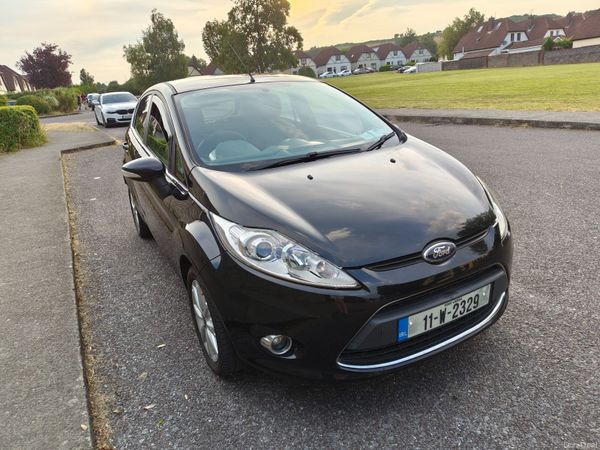 Ford Fiesta Hatchback, Petrol, 2011, Black