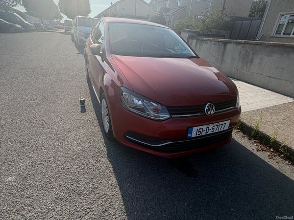 Volkswagen Polo Hatchback, Petrol, 2015, Red