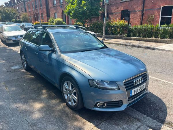 Audi A4 Estate, Diesel, 2011, Blue
