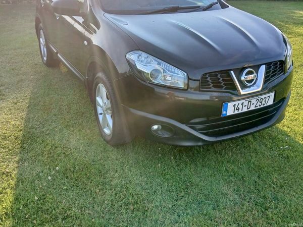 Nissan Qashqai Hatchback, Diesel, 2014, Black