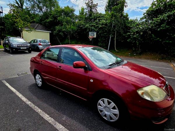 Toyota Corolla Saloon, Petrol, 2006, Red
