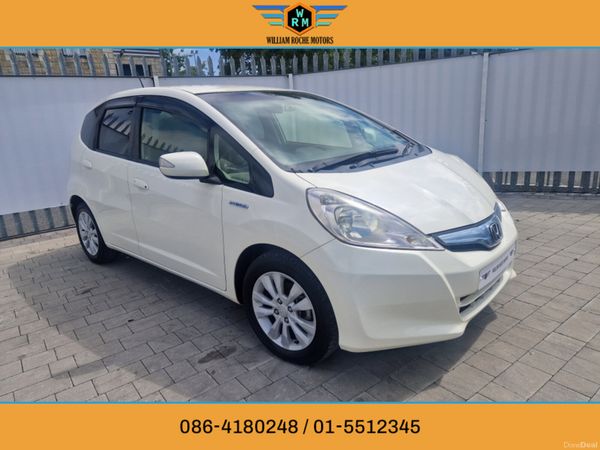Honda Fit Hatchback, Petrol Hybrid, 2013, White