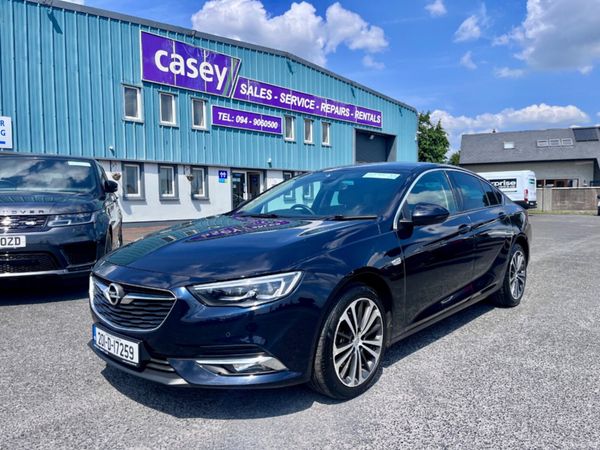Opel Insignia Hatchback, Diesel, 2020, Blue