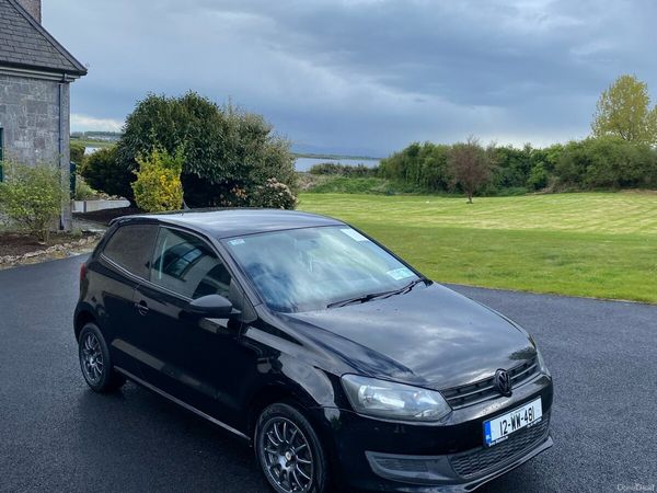 Volkswagen Polo Hatchback, Petrol, 2012, Black