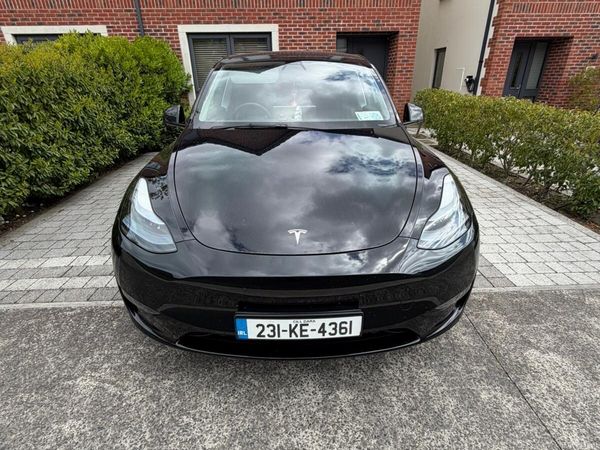 Tesla Model Y Hatchback, Electric, 2023, Black