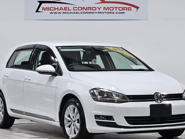 Volkswagen Golf Hatchback, Petrol, 2016, White