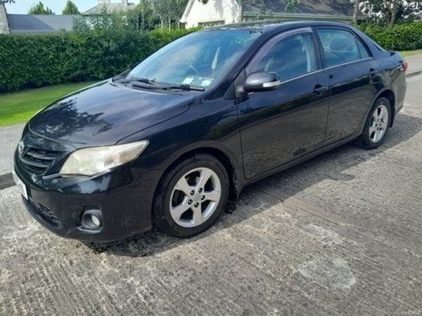 Toyota Corolla Saloon, Diesel, 2011, Black
