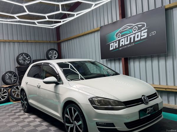 Volkswagen Golf Hatchback, Petrol, 2015, White