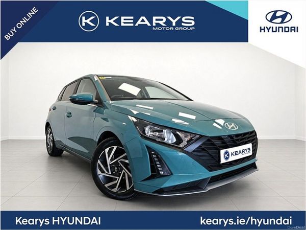 Hyundai i20 Hatchback, Petrol, 2024, Green