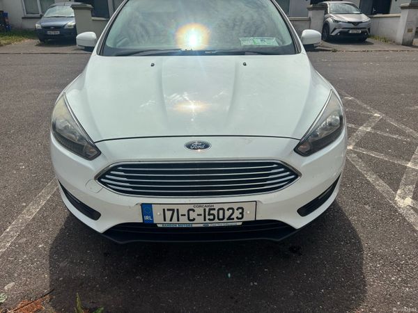 Ford Focus Hatchback, Diesel, 2017, White