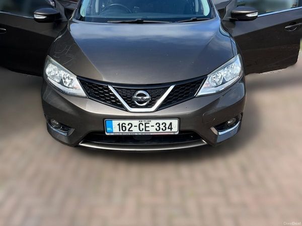 Nissan Pulsar Hatchback, Petrol, 2016, Brown