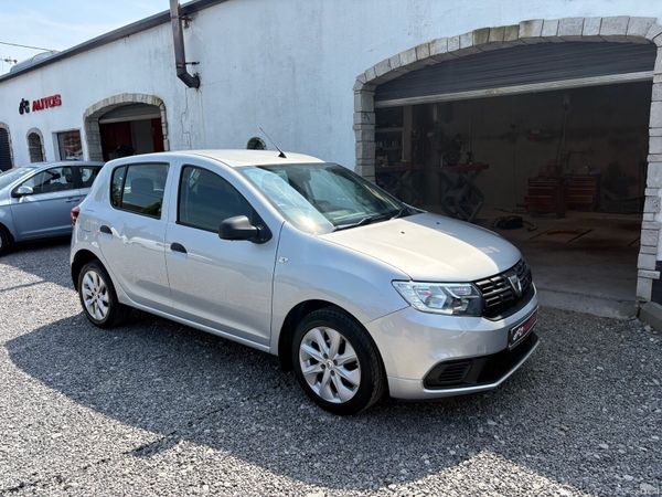 Dacia Sandero Hatchback, Petrol, 2018, Grey