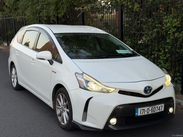 Toyota Prius Hatchback, Petrol Hybrid, 2017, White