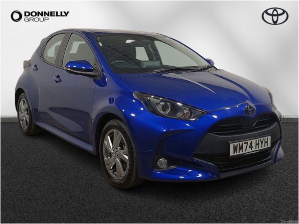 Toyota Yaris Hatchback, Petrol Hybrid, 2025, Blue