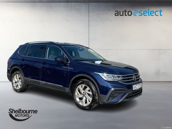 Volkswagen Tiguan Allspace Estate, Petrol, 2023, Blue