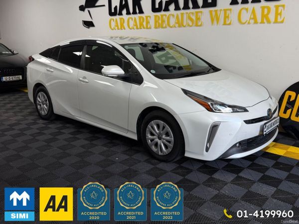 Toyota Prius Saloon, Petrol Hybrid, 2022, White