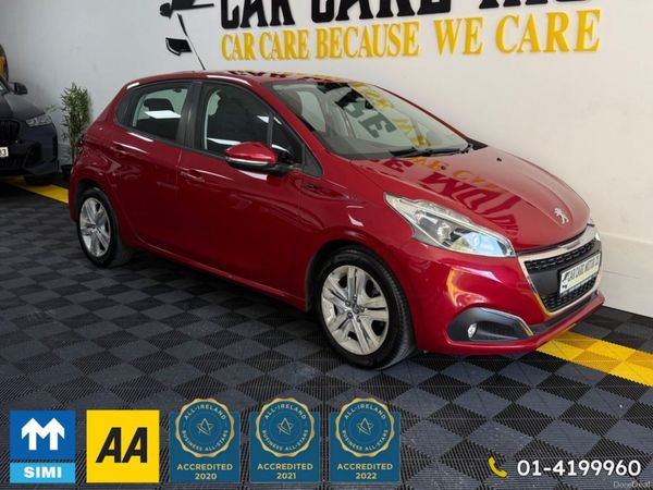 Peugeot 208 Hatchback, Petrol, 2018, Red