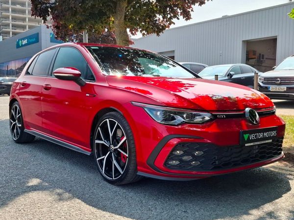 Volkswagen Golf Hatchback, Petrol, 2022, Red