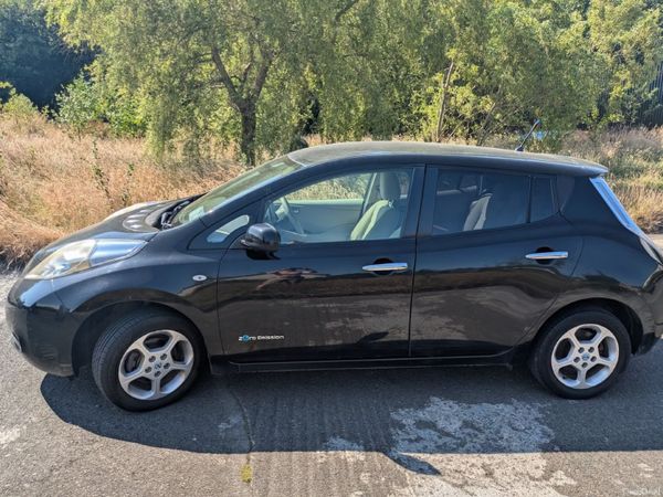 Nissan Leaf Hatchback, Electric, 2012, Black