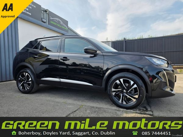 Peugeot 2008 MPV, Petrol, 2023, Black