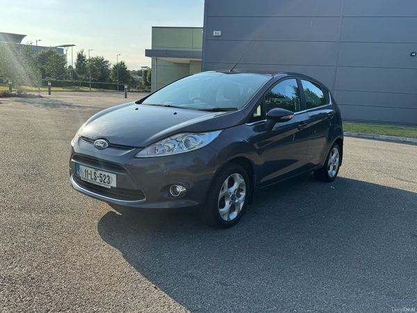 Ford Fiesta Hatchback, Diesel, 2011, Black