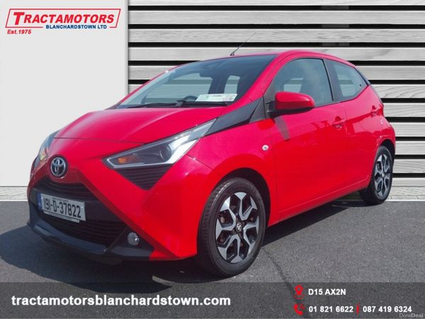 Toyota Aygo Hatchback, Petrol, 2019, Red