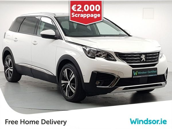 Peugeot 5008 MPV, Petrol, 2020, White