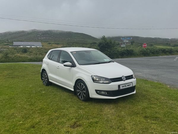 Volkswagen Polo Hatchback, Diesel, 2013, White
