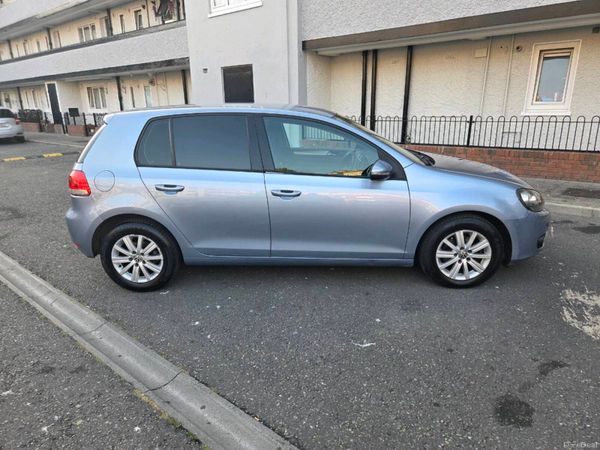 Volkswagen Golf Hatchback, Petrol, 2009, Blue