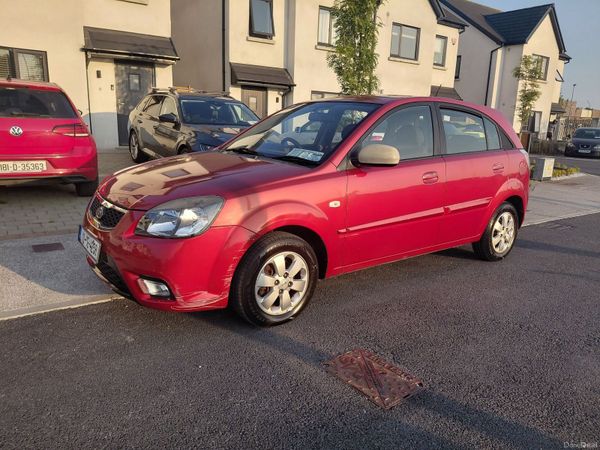 Kia Rio MPV, Diesel, 2010, Red