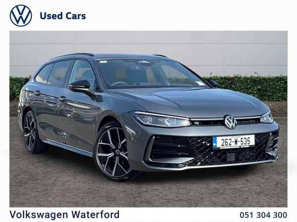 Volkswagen Passat Estate, Diesel, 2026, Grey