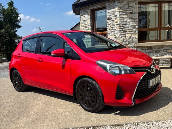 Toyota Yaris Hatchback, Diesel, 2015, Red