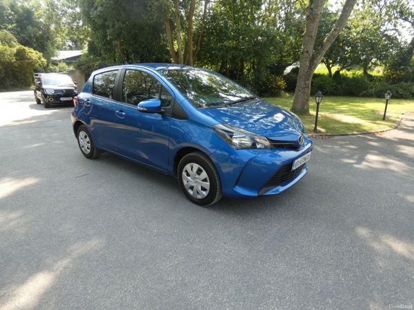 Toyota Yaris Hatchback, Petrol, 2016, Blue