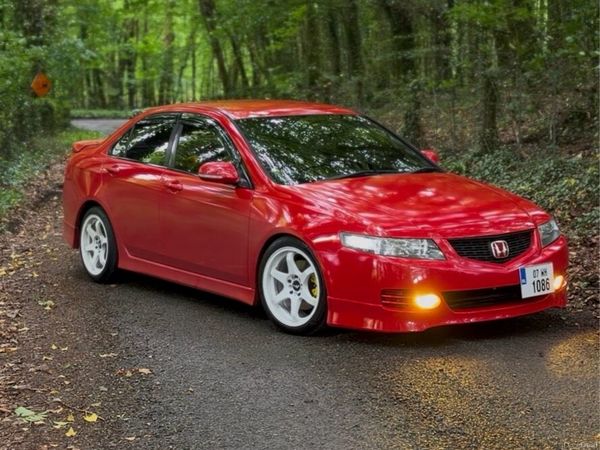 Honda Accord Saloon, Petrol, 2007, Red