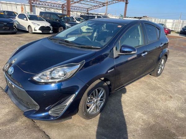 Toyota Aqua Hatchback, Petrol Hybrid, 2018, Blue