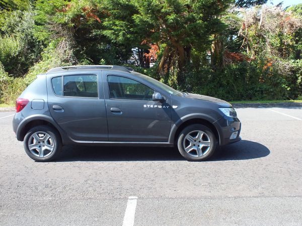 Dacia Sandero Stepway Hatchback, Petrol, 2019, Grey