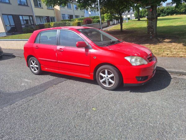 Toyota Corolla Hatchback, Diesel, 2005, Red